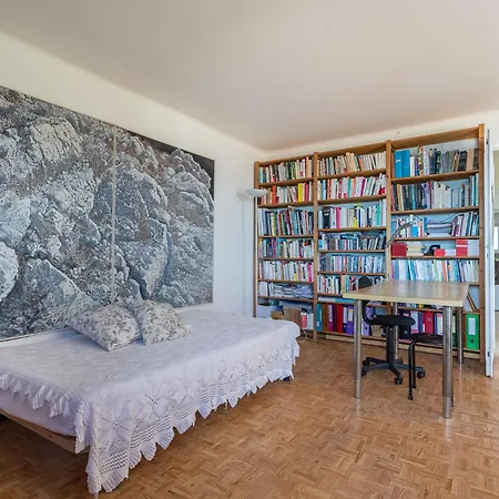 بيت للعطل L Angelus By Interhome تولون