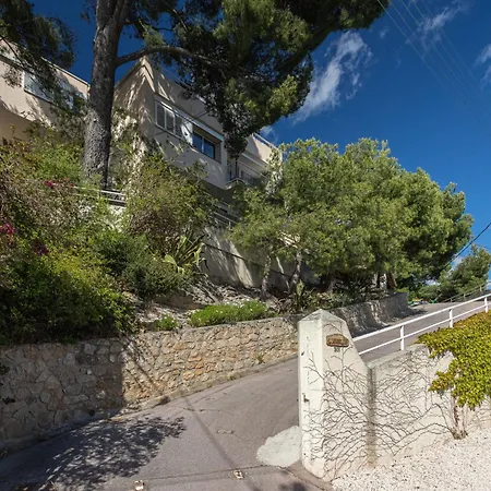 L Angelus By Interhome